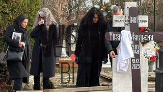 Decizia luată de Mihaela Rădulescu după moartea mamei sale. Vedeta a făcut primele declarații după ce a &icirc;ngropat-o pe cea care i-a dat viață: "Vă mulțumesc"