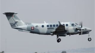 VIDEO Avion medical, prăbușit &icirc;n apele unui golf. Un copil de 2 ani, printre victimele tragediei