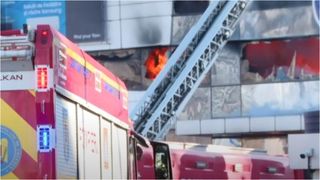 Incendiu puternic la un depozit din București. A fost emis mesaj RO-ALERT