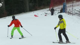 VIDEO &bdquo;&Icirc;ntotdeauna e loc de mai bine&rdquo;. Distracția pe p&acirc;rtii, mai scumpă anul acesta