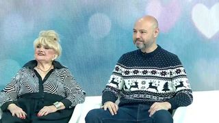 VIDEO &bdquo;&Icirc;nseamnă enorm că suntem &icirc;mpreună&rdquo;. Mihai Mitoșeru, sărbători &icirc;n familie