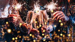 VIDEO Au petrecut &icirc;ntr-o noapte c&acirc;t pentru un an