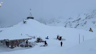 VIDEO &bdquo;Este un sentiment plăcut&rdquo;. Petreceri de Sf&acirc;ntul Vasile la B&acirc;lea Lac