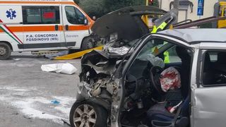 Patru rom&acirc;ni au ajuns la spital, direct de la Revelion, &icirc;n Italia. Medicii sunt rezervați &icirc;n privința stării a doi dintre ei 