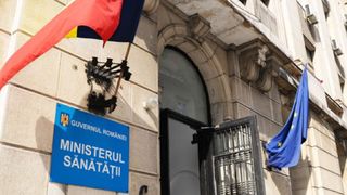 VIDEO Medicii fug de gărzi cu scutire de la colegi. Scandal la Spitalul Județean Constanța