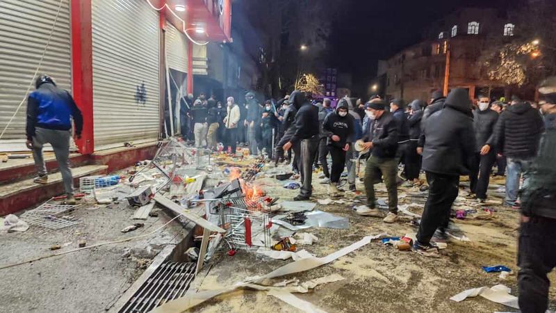 Protestele s-au extins în Iran