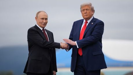 Ce i-a promis Trump lui Putin dacă Rusia oprește războiul din Ucraina. Cei doi lideri au avut o conversație telefonică de peste o oră