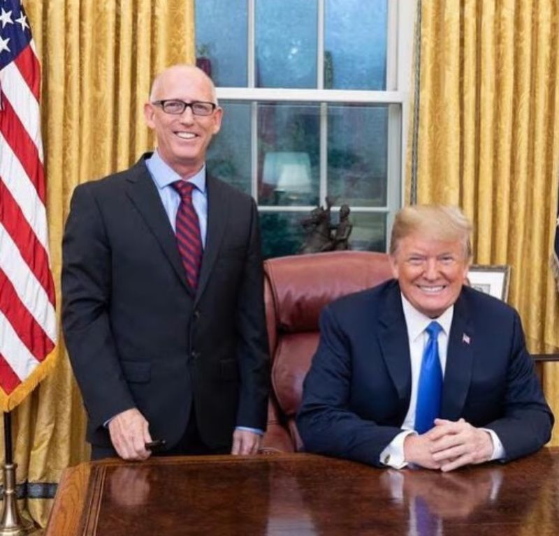 Donald Trump, mesaj îndurerat la moartea lui Scott Adams