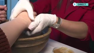 VIDEO &bdquo;Pielea este foarte sensibilă&rdquo;. Cum să vă &icirc;ngrijiți m&acirc;inile &icirc;n sezonul rece