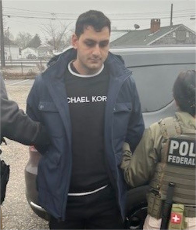 De ce este acuzat tânărul român