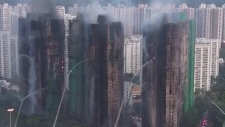 incendiu &icirc;n complexul de apartamente Wang Fuk Court 