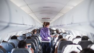 VIDEO Mai multe drepturi c&acirc;nd călătoriți cu avionul