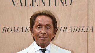 A murit Valentino, "regele modei" din Italia. Creațiile sale, purtate de personalități din elita internațională