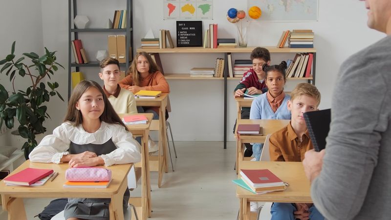 Când începe vacanța de vară în 2026?