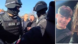 VIDEO Tatăl lui Mario a ajuns la capela din Cenei. Bărbatul &icirc;și strigă fiul, care nu &icirc;i va mai răspunde niciodată: "Mario!"