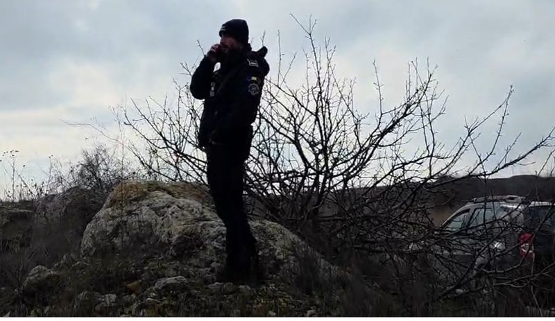 Alertă la Marea Neagră. Mină marină eșuată pe plaja de la Midia