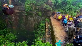 Cel puțin 18 oameni au murit &icirc;n urma unei explozii puternice &icirc;ntr-o mină ilegală