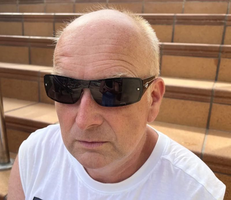 ufologul Mark Christopher Lee