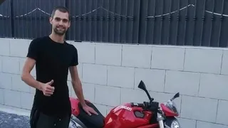 Marius a murit chiar &icirc;nainte să ajungă acasă. A intrat cu motocicleta &icirc;ntr-o mașină, apoi a căzut lat pe șosea: &rdquo;Ce tristețe&rdquo; 