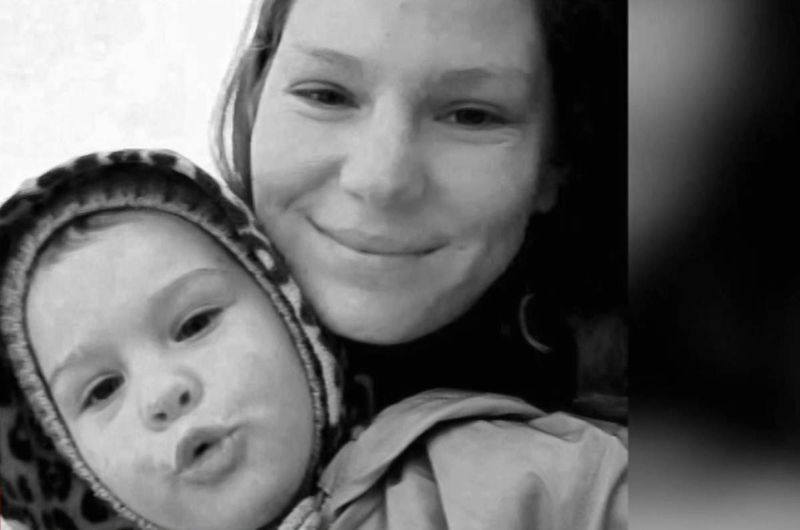 Copil de 3 ani ucis în bătaie de mama lui și concubinul ei
