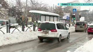 VIDEO &Icirc;n plin viscol, taxiurile sunt la preț de avion