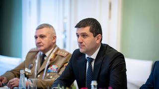 Radu Miruță, ministrul Apărării