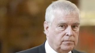 Fostul prinț Andrew al Marii Britanii, eliberat după c&acirc;teva ore din arest: &bdquo;Părea șocat&rdquo;