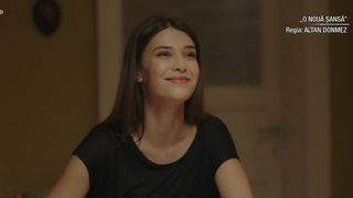 VIDEO Devrim &Ouml;zkan, &icirc;n rolul unei polițiste fenomen &icirc;n serialul &bdquo;O nouă șansă&rdquo;