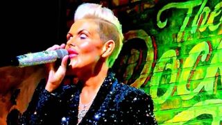 C&acirc;ntăreața Scouse Pink a murit după patru ani de luptă cu o boală necruțătoare. "Era o forță a naturii&rdquo;