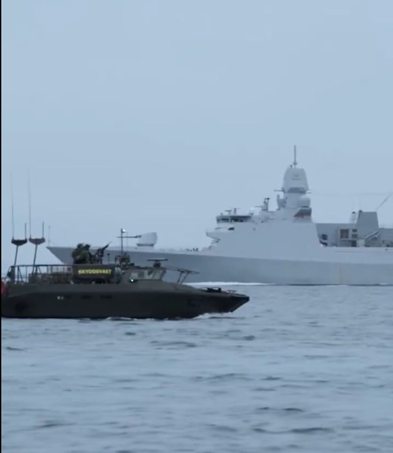 Incidentul este legat de prezența unei nave militare rusești în strâmtoarea Oresund