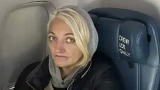 Ea e femeia care a călătorit de două ori cu avionul fără bilet și fără pașaport. A ajuns din SUA &icirc;n Franța și &icirc;n Italia