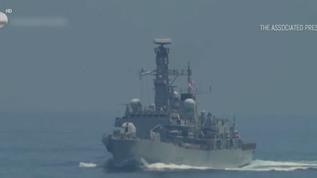 VIDEO &bdquo;Nu vom lăsa nicio picătură de petrol să părăsească regiunea&rdquo;. Iranul a &icirc;nchis Str&acirc;mtoarea Ormuz