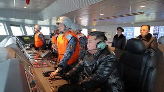 Kim Jong-un, la butoanele de comandă