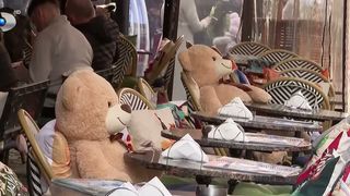 VIDEO &bdquo;Vin cu 20% mai puțini clienți&rdquo;. Restaurantele, &icirc;n pragul falimentului