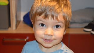 &rdquo;Acest copil a murit de două ori&rdquo;. Decizie definitivă după moartea copilului de doi ani diagnosticat greșit. Avocatul familiei tună și fulgeră: &bdquo;Să vă fie rușine!&rdquo;