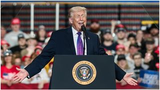 "Fiți atenți la ce se &icirc;nt&acirc;mplă astăzi". Donald Trump anunță o operațiune majoră &icirc;mpotriva "acestor ticăloși"