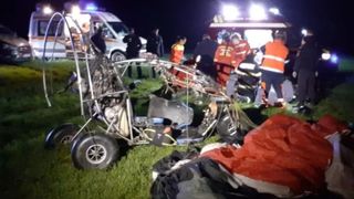 Tragedie &icirc;n Bihor! Două persoane au pierit după ce s-au prăbușit cu parapanta pe un c&acirc;mp
