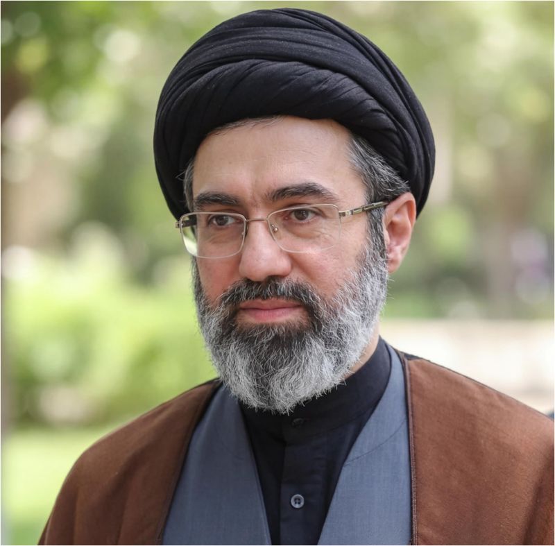 Noua fotografie de profil a lui Mojtaba Khamenei