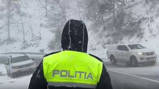 VIDEO Weekend cu vreme extremă &icirc;n Rom&acirc;nia. Ninsori, v&acirc;nt puternic și temperaturi de iarnă 