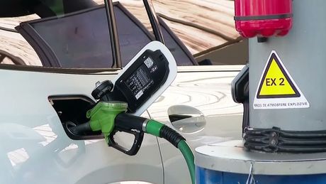 Preț istoric la pompă. Motorina a depășit pragul de 10,5 lei/litru