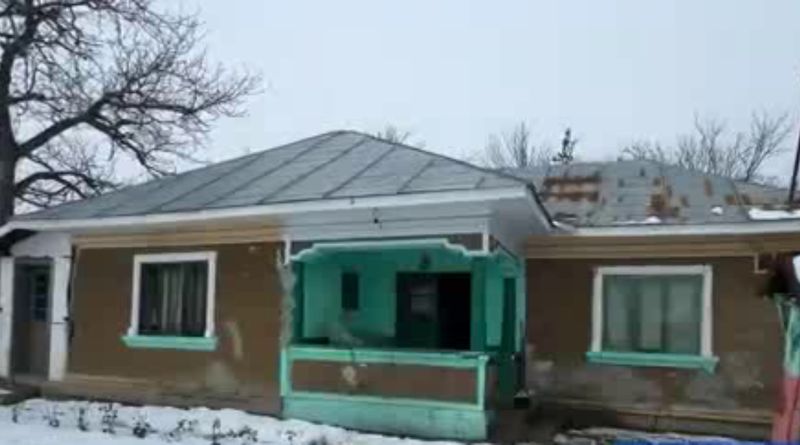 Casa în care mama locuiește cu cei mici