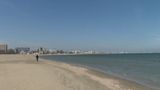 VIDEO Mamaia &icirc;nt&acirc;mpină primăvara cu lacătele pe terase. Cum se pregătește stațiunea pentru turiști