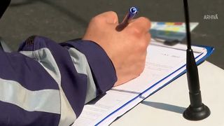 VIDEO Noi reguli pentru șoferii care răm&acirc;n pietoni. Trebuie să plătească toate amenzile &icirc;nainte să-și recupereze permisul