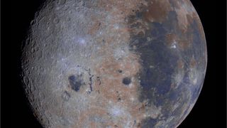 Ce a descoperit echipajul Artemis II pe fața &icirc;ntunecată a Lunii