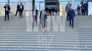 Ilie Bolojan a venit să &icirc;i aducă un ultim omagiu lui Mircea Lucescu