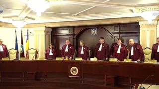 VIDEO &bdquo;Cred că toată Rom&acirc;nia ar merita&rdquo;. Spor de supărare la Curtea Constituțională