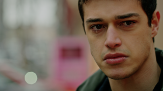 Cine este Kaan Mira&ccedil; Sezen, chipeșul actor care &icirc;l interpretează pe Cemo, &icirc;n producția &bdquo;Ai nimănui&rdquo;