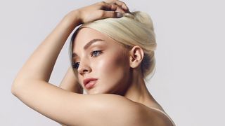 (P) De ce machiajul natural domină&nbsp;2026&nbsp;și ce&nbsp;&icirc;nseamnă&nbsp;de fapt&nbsp;