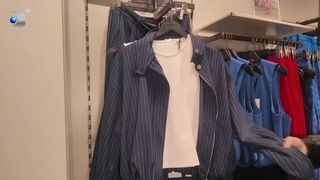 VIDEO &bdquo;Cea mai simplă variantă ar fi...&rdquo;. Cum să arăți impecabil &icirc;n zilele fără chef