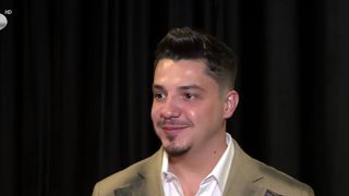 VIDEO &bdquo;&Icirc;ntotdeauna caut să nu &icirc;i dezamăgesc și să mă prezint exemplar&rdquo;. Bogdan de la Ploiești, concert incendiar &icirc;n București